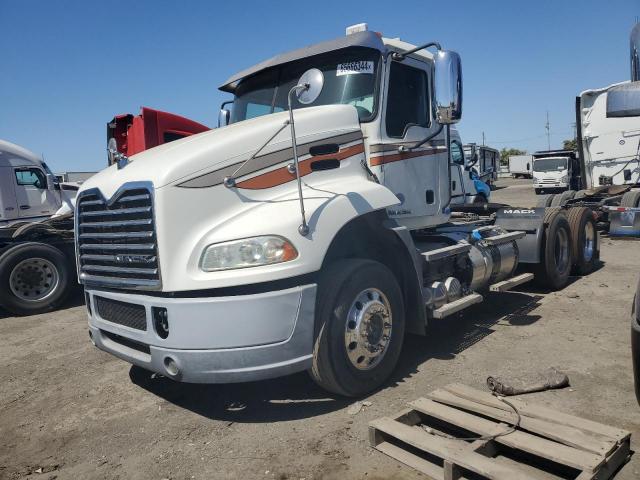  Salvage Mack 600 Cxu600