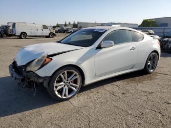  Salvage Hyundai Genesis