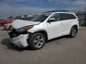  Salvage Toyota Highlander