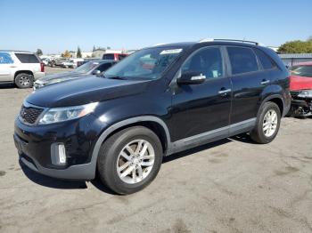  Salvage Kia Sorento