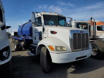  Salvage Peterbilt 330