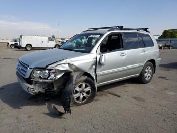  Salvage Toyota Highlander