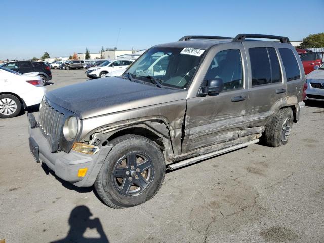  Salvage Jeep Liberty