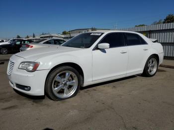  Salvage Chrysler 300