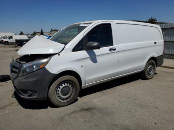  Salvage Mercedes-Benz Metris