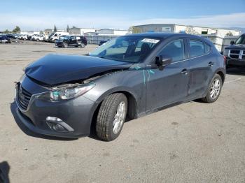  Salvage Mazda 3