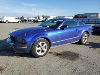  Salvage Ford Mustang