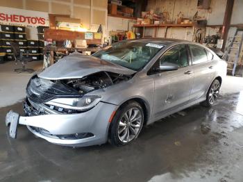  Salvage Chrysler 200