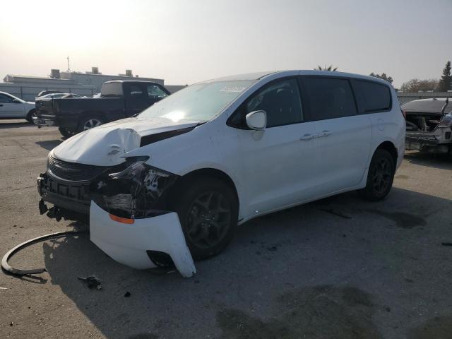  Salvage Chrysler Pacifica