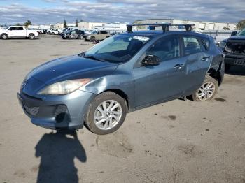  Salvage Mazda 3