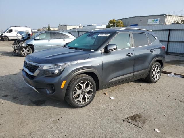  Salvage Kia Seltos