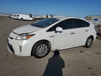  Salvage Toyota Prius