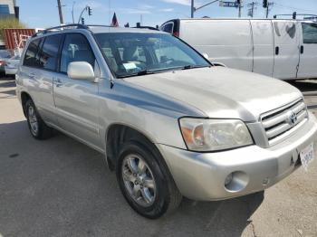  Salvage Toyota Highlander