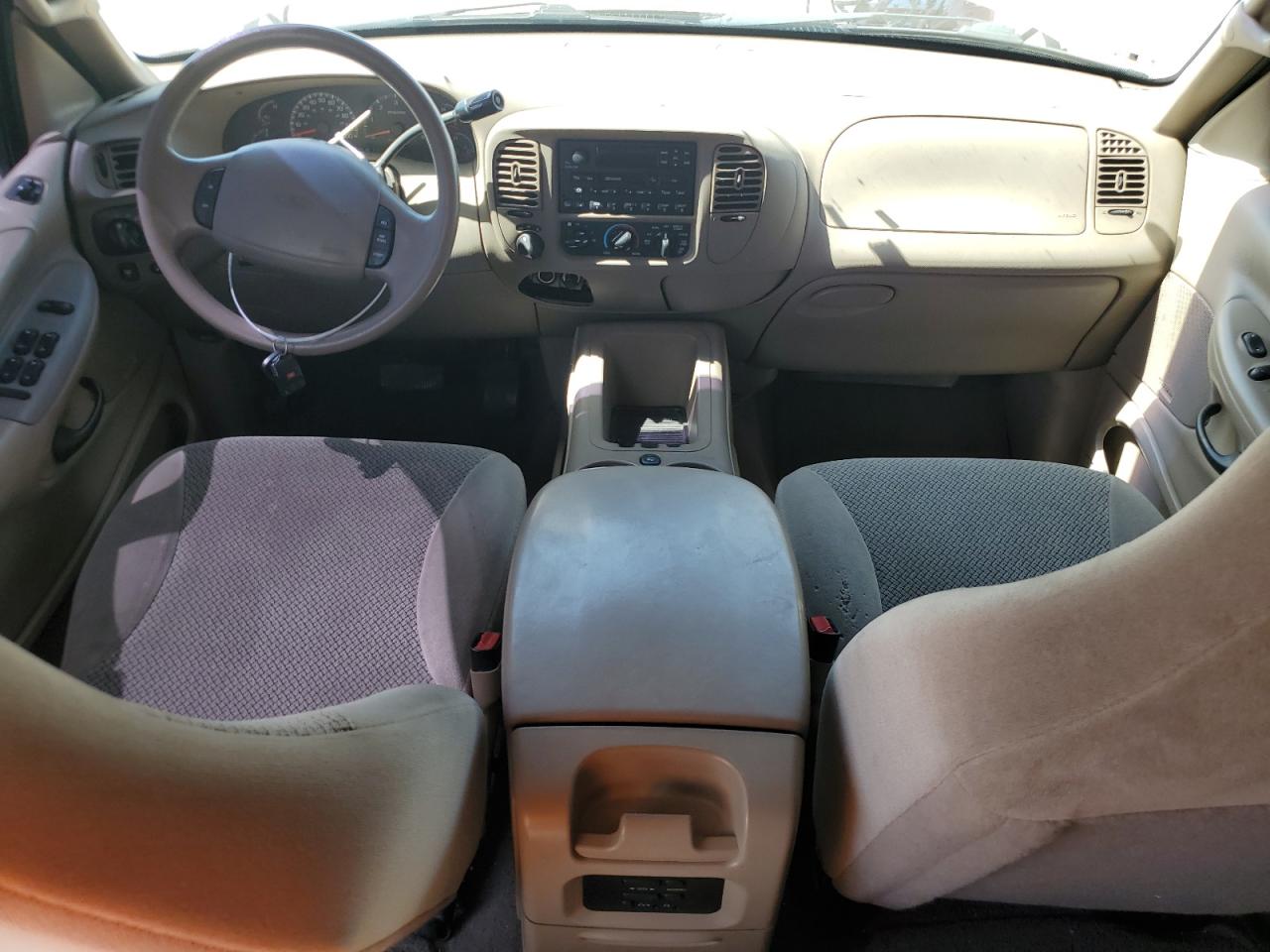 Ford Expedition Xlt Image 12