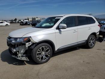  Salvage Mitsubishi Outlander