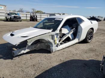  Salvage Dodge Challenger