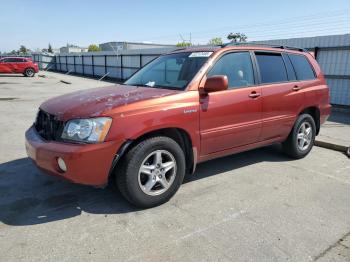  Salvage Toyota Highlander