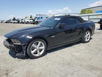  Salvage Ford Mustang