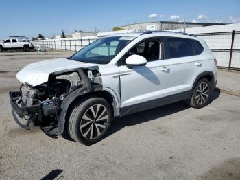  Salvage Volkswagen Taos