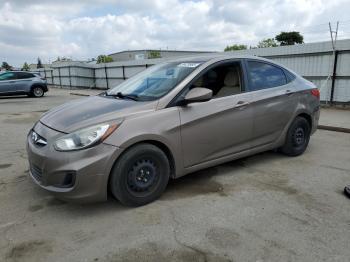  Salvage Hyundai ACCENT