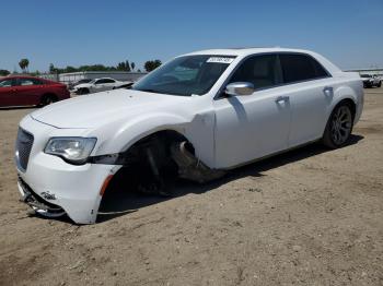  Salvage Chrysler 300