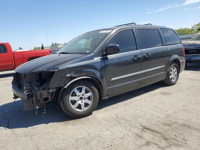  Salvage Chrysler Minivan