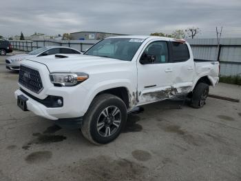  Salvage Toyota Tacoma