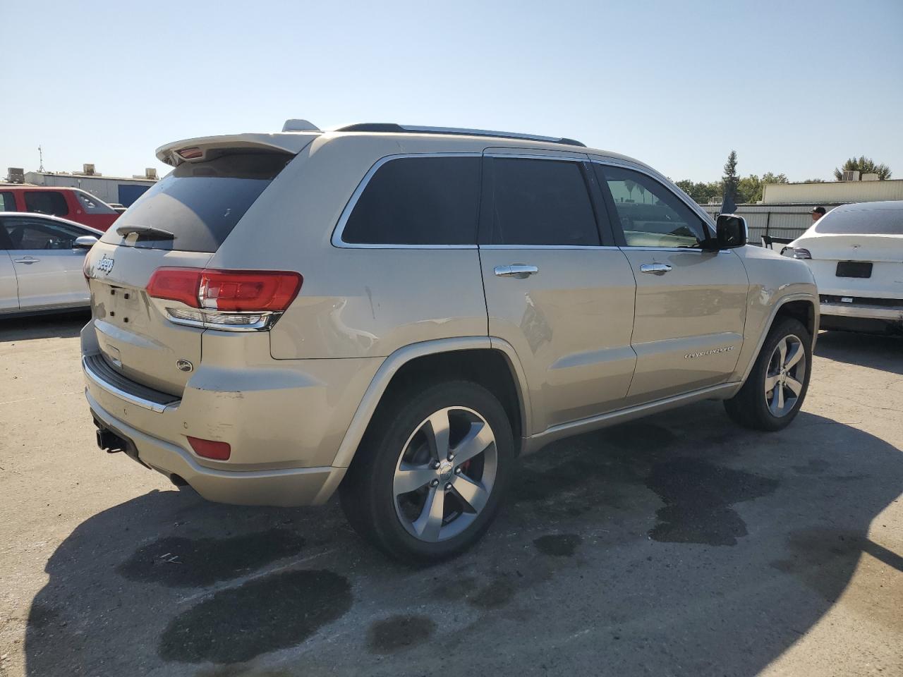 Jeep Grand Cherokee Overland Image 2