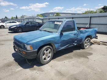 Salvage Toyota Pickup