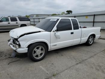  Salvage Chevrolet S-10