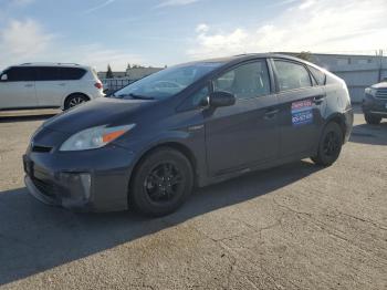  Salvage Toyota Prius