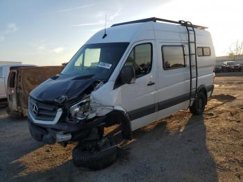  Salvage Mercedes-Benz Sprinter