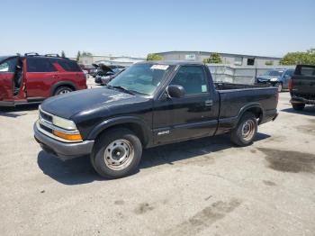  Salvage Chevrolet S-10