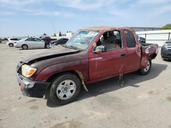  Salvage Toyota Tacoma
