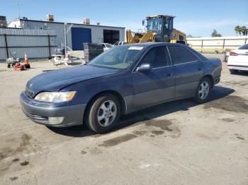  Salvage Lexus Es