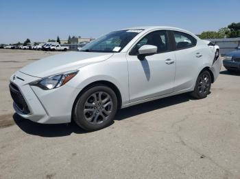  Salvage Toyota Yaris