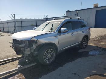  Salvage Mitsubishi Outlander