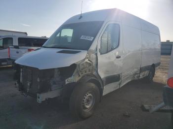  Salvage Mercedes-Benz Sprinter