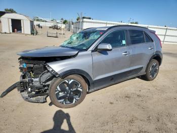  Salvage Kia Niro