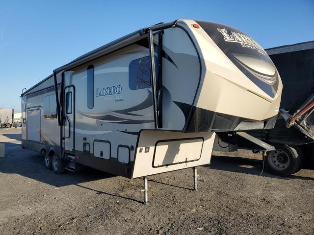  Salvage Lare Trailer