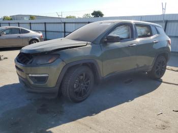  Salvage Jeep Compass