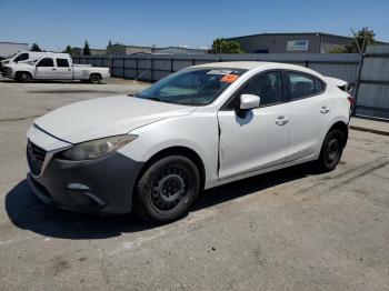  Salvage Mazda 3