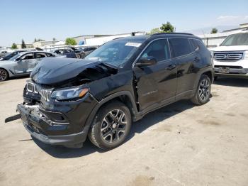  Salvage Jeep Compass