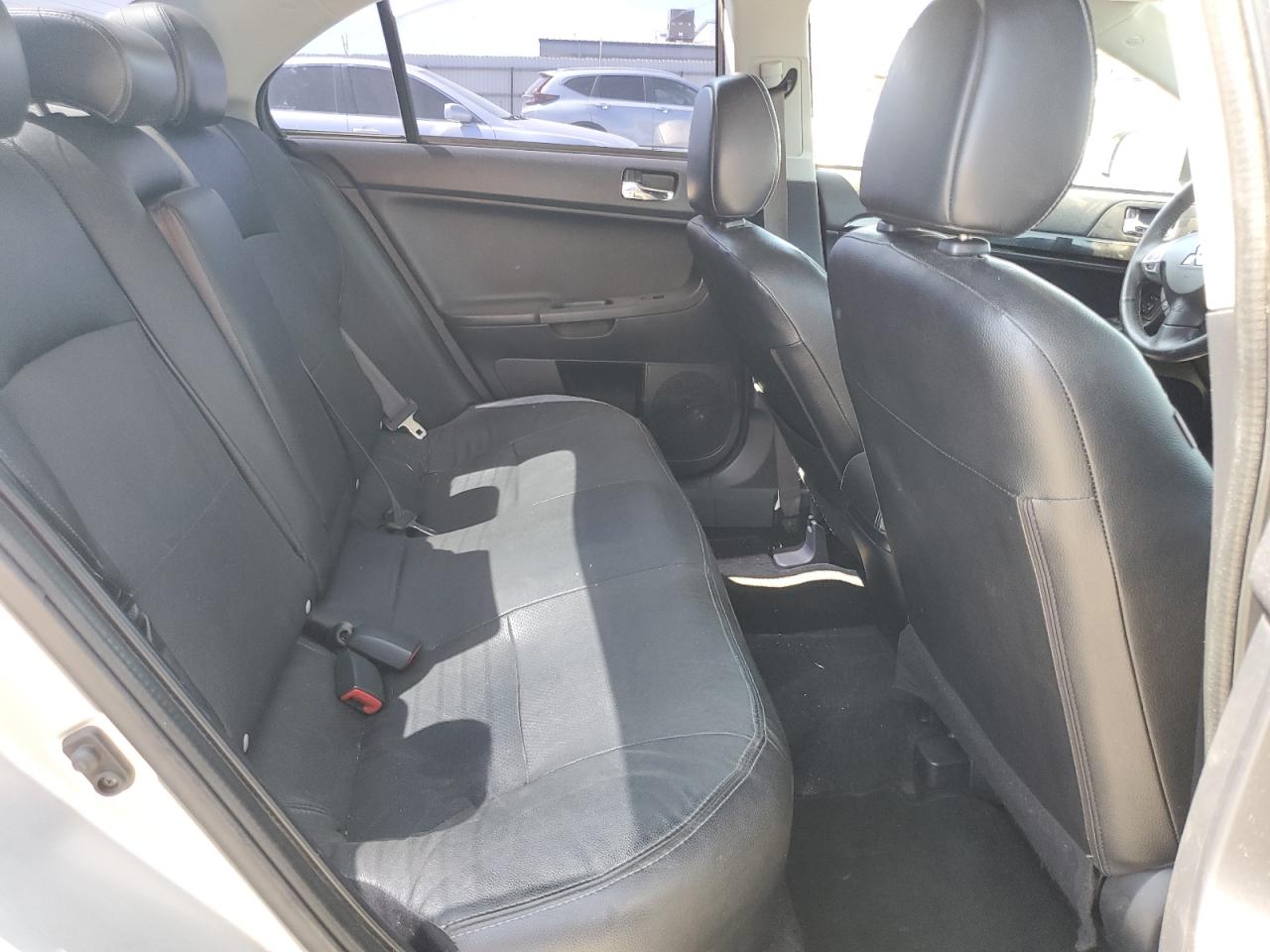 Mitsubishi Lancer Es Image 6