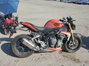  Salvage Triumph Motorcycle Speedtripl