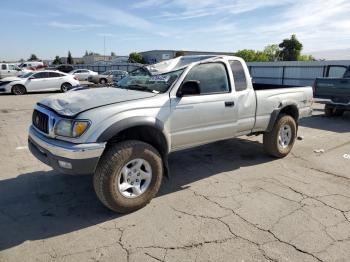  Salvage Toyota Tacoma
