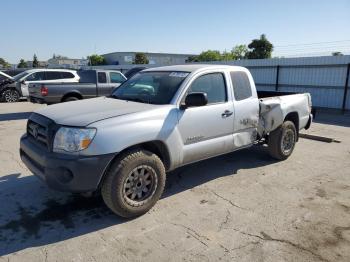  Salvage Toyota Tacoma