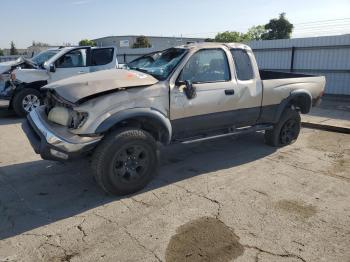  Salvage Toyota Tacoma