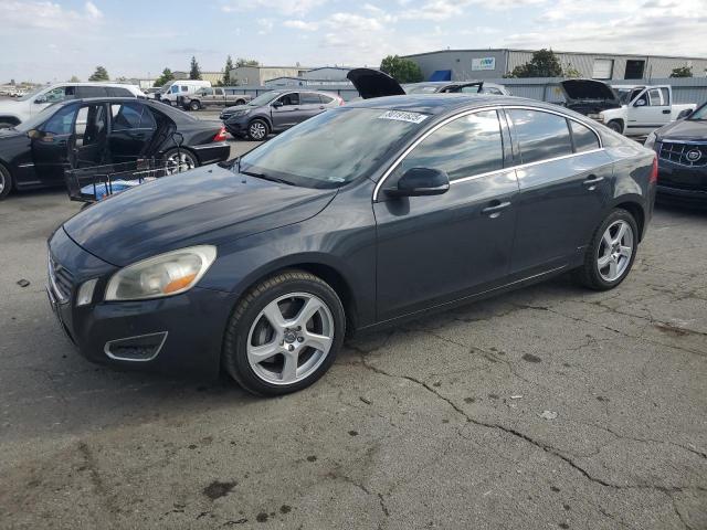  Salvage Volvo S60