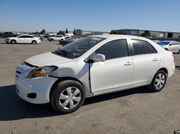  Salvage Toyota Yaris